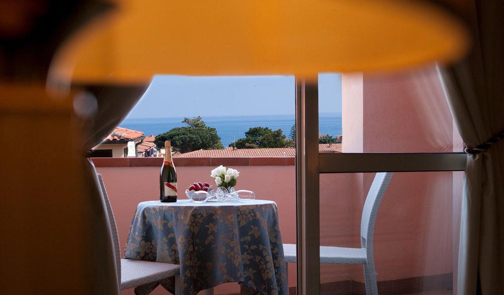 Swiss International Hotel Elba - Il Magnifico Marciana Marina (Isola d'Elba) Ngoại thất bức ảnh