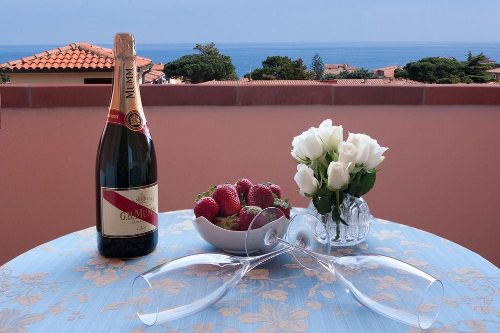 Swiss International Hotel Elba - Il Magnifico Marciana Marina (Isola d'Elba) Ngoại thất bức ảnh
